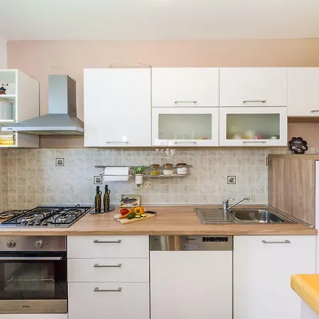 Nella Appartement