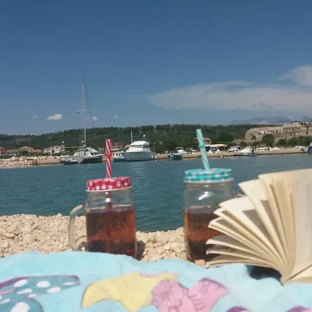 Nella Zadar